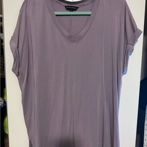 Banana Republic Women's Purple V-Neck Top EUC